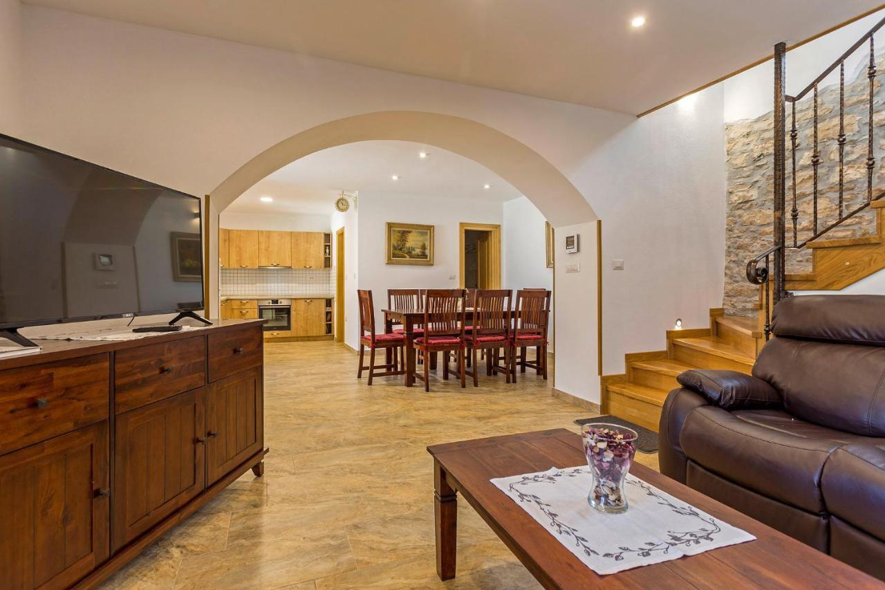 Villa Rina In Barat Канфанар Экстерьер фото